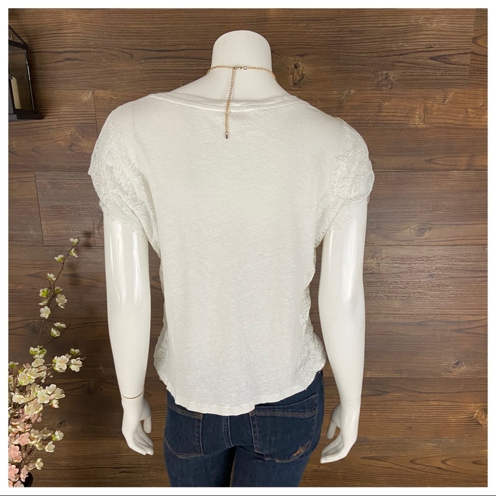Meadow Rue Forum V-Neck Tee - Picture 7 of 8
